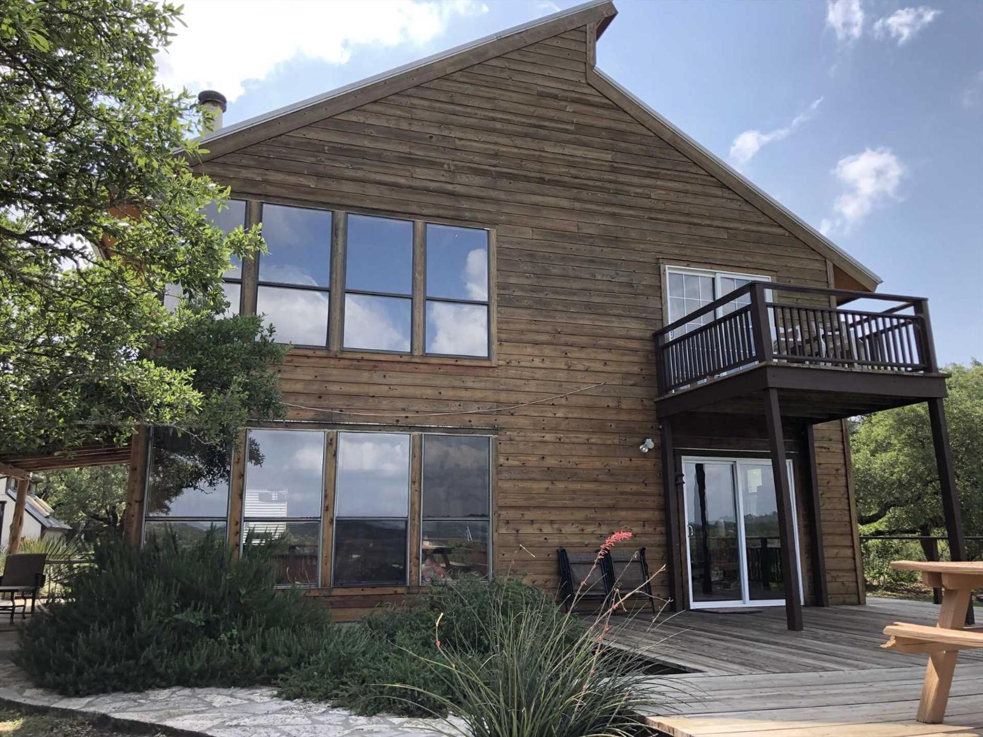 Rockin' B Ranch Bluff House Hotel Pipe Creek Exterior photo
